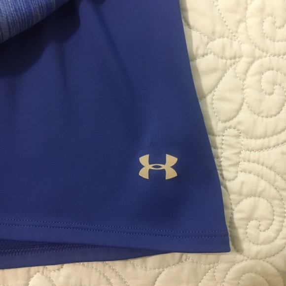 Under Armour women’s 1/4 zip. Size XL - Picture 2 of 4